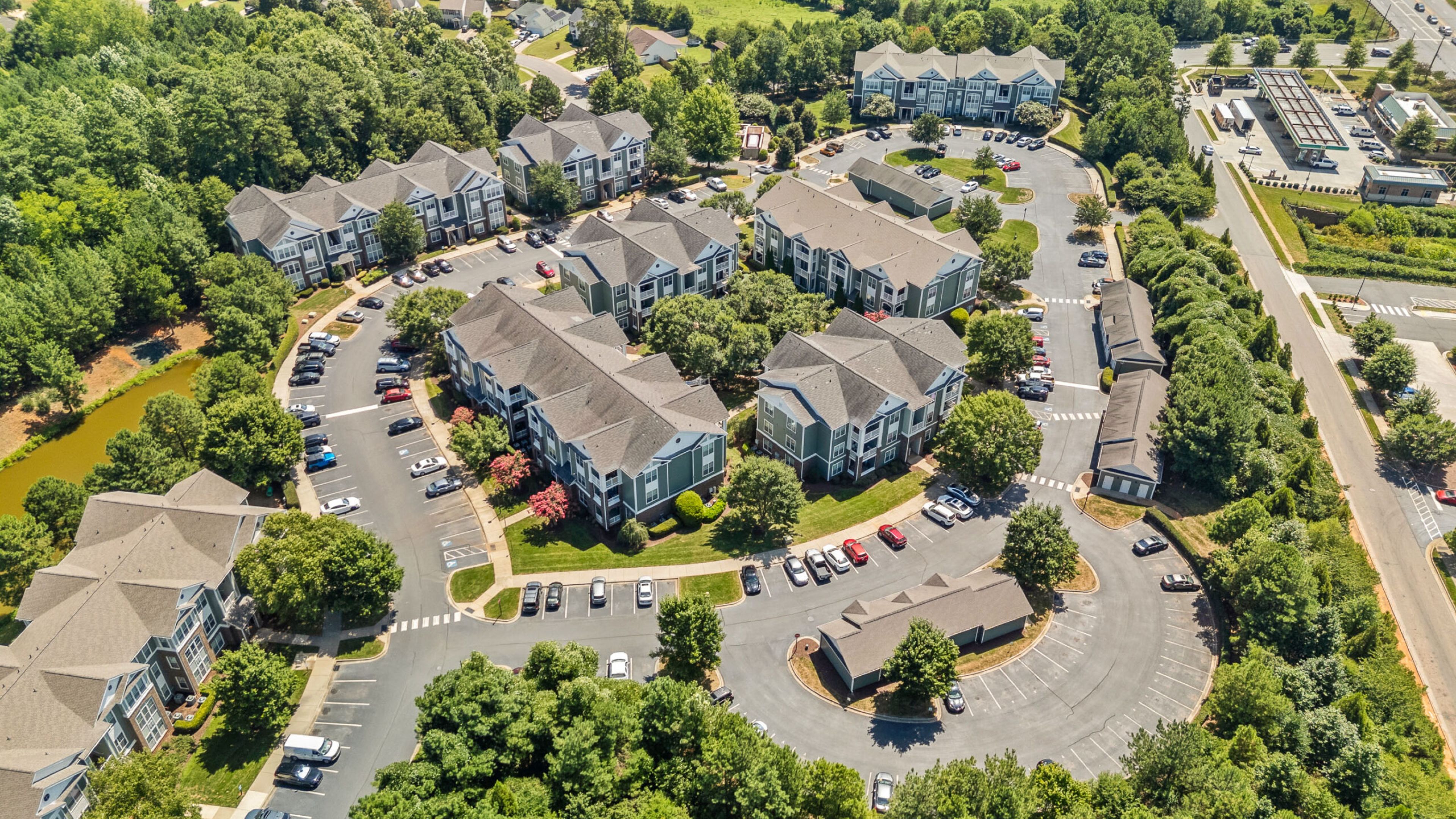 Hawthorne at the Greene apartments exterior bird's eye view of community.